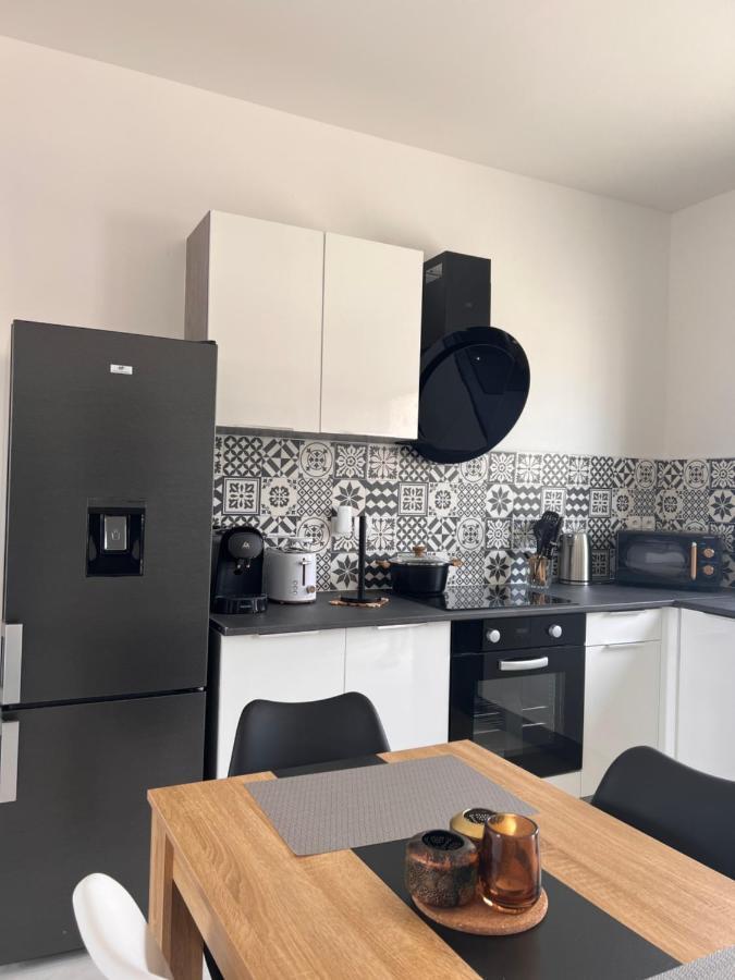 Residence Mk Evasion 约泽克 外观 照片